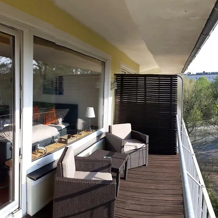 Modern City With Balcony And Nice Parc View Appartement BRE
