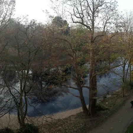 Modern City With Balcony And Nice Parc View * BRE